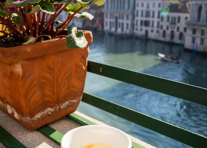 Ca Zulian - Grand Canal